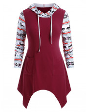 Plus Size Elk Snowflake Print Christmas Hanky Hem T Shirt RED WINE